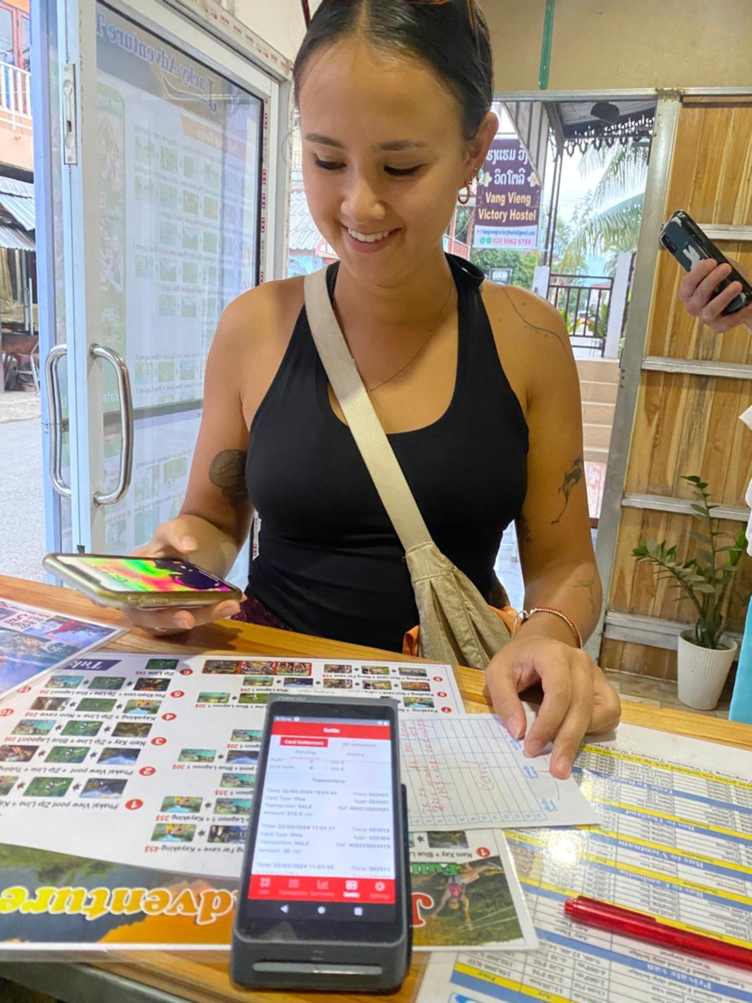 Vang Vieng Victory Hostel Экстерьер фото